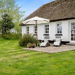 Amazing In With Kitchen *