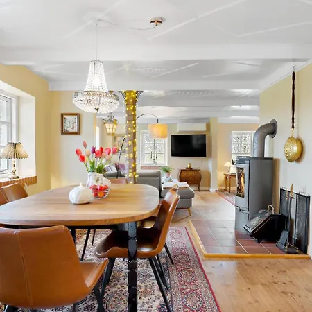 Amazing In With Kitchen Vakantiehuis *