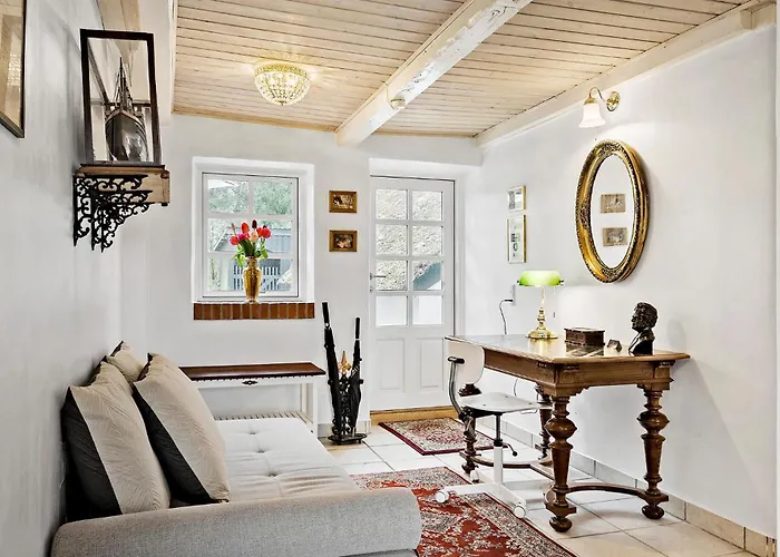 Amazing In With Kitchen *